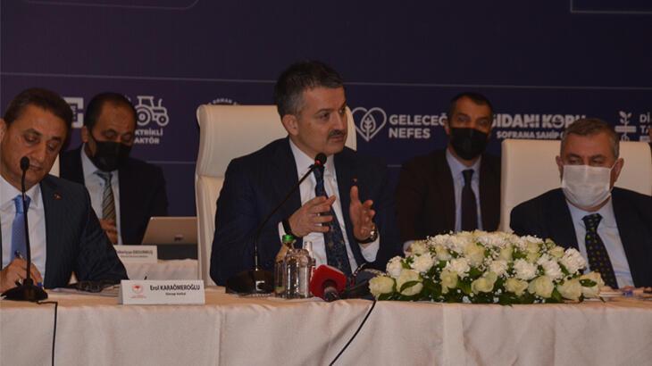 Bakan Pakdemirli: Kimsenin benim üreticimin hibesinden çalmaya hakkı yok