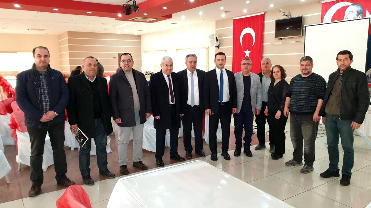 Bozdoğanlı çiftçilere modern seracılık anlatıldı