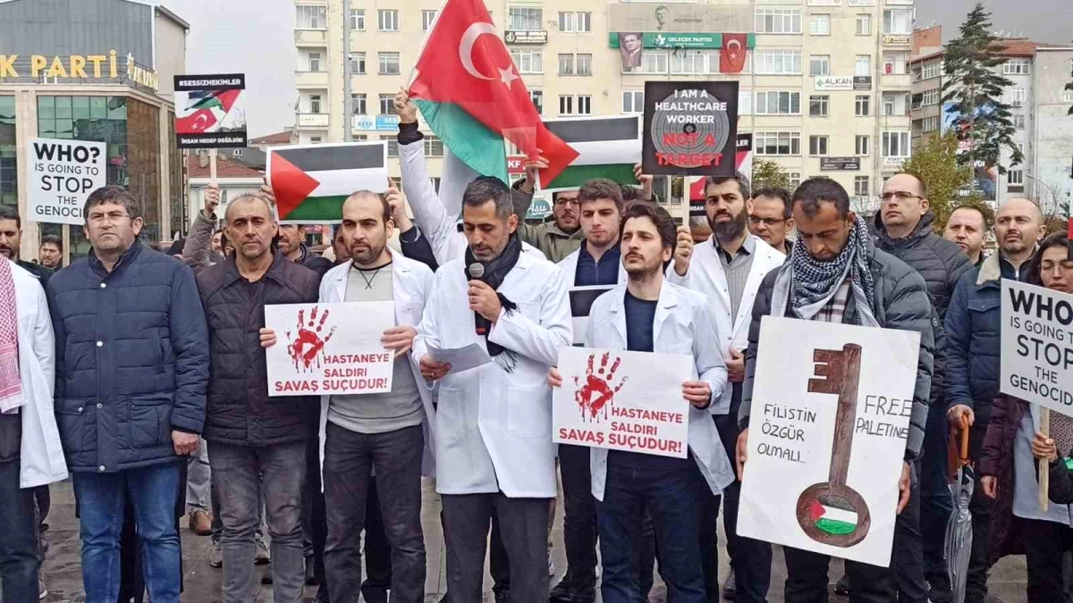 Bursa ve Balıkesir'deki Hekimler İsrail'i Protesto Etti