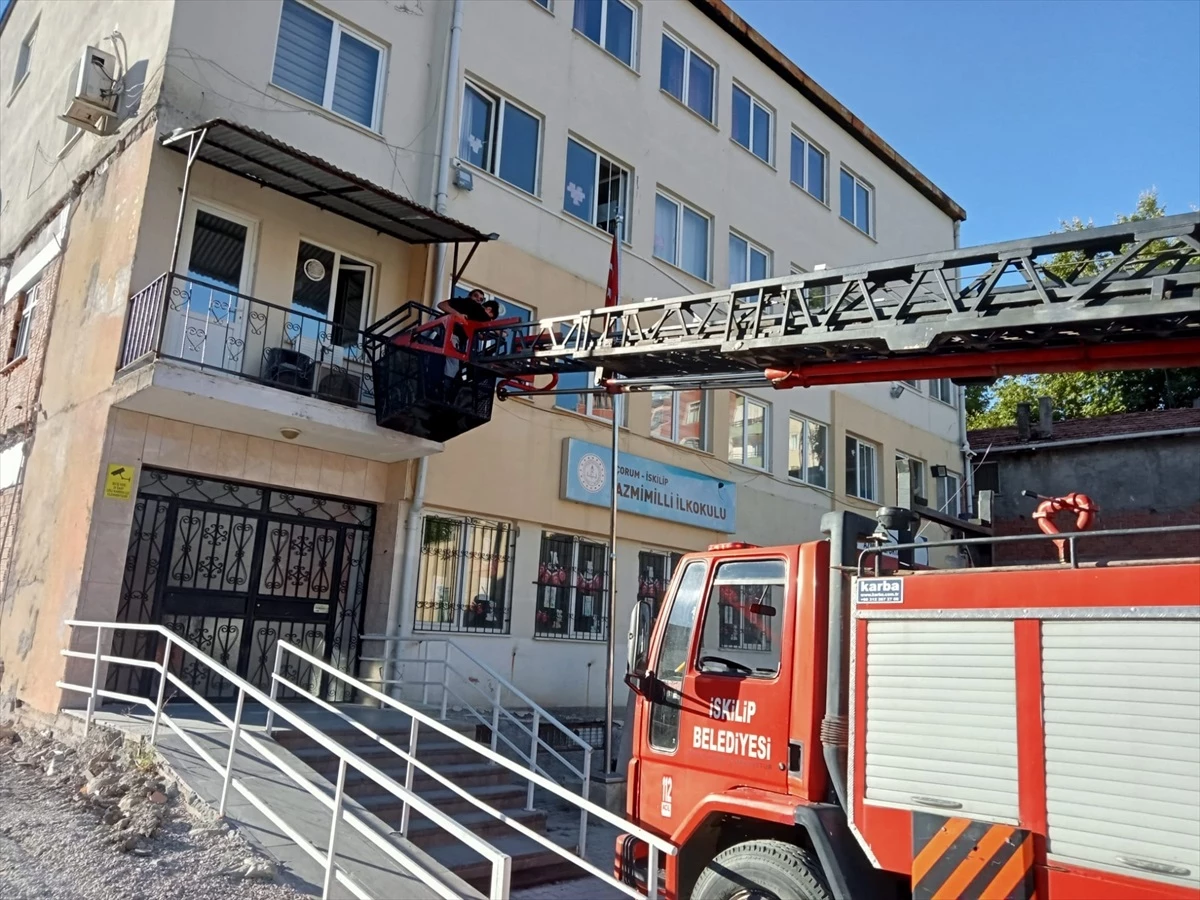 Çocuk İtfaiye Ekipleri Tarafından Kurtarıldı