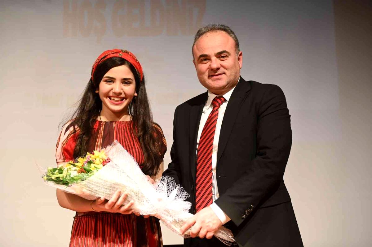 Çorum Belediyesi'nden şiir dinletisi