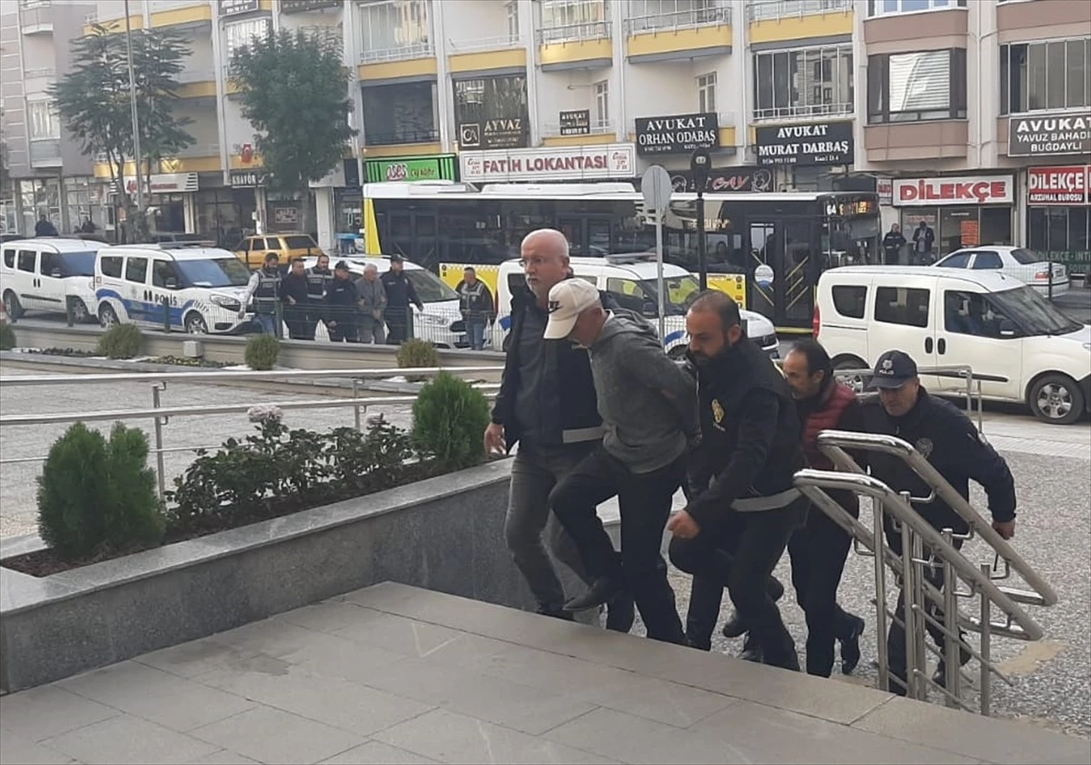 Çorum'da düzenlenen fuhuş operasyonunda 3 kişi tutuklandı