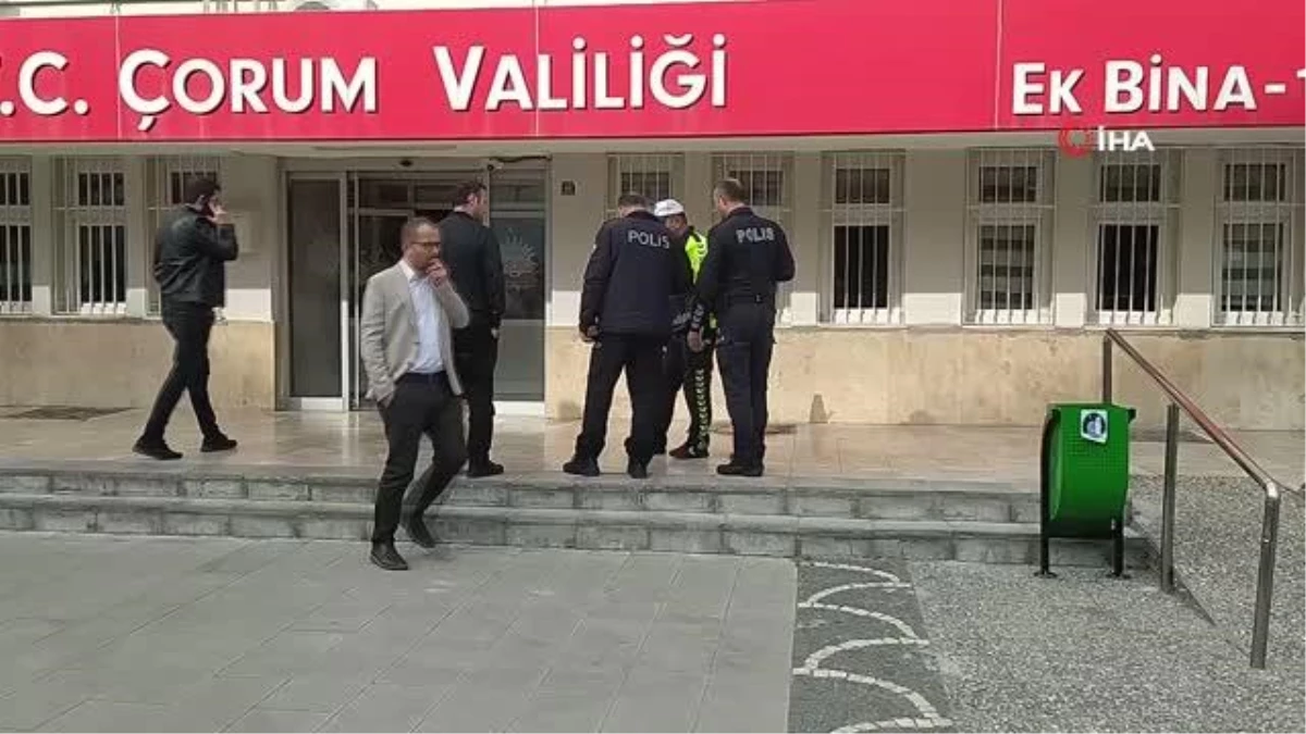 Çorum'da Husumetli İki Kişi Silahlı Saldırı Gerçekleştirdi