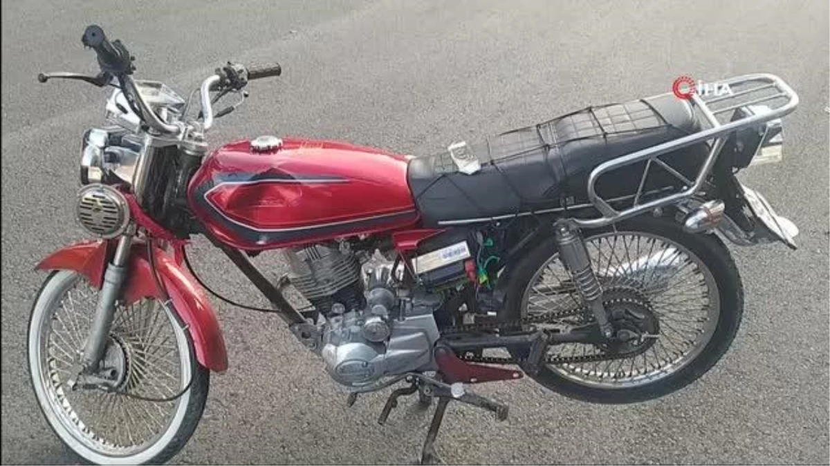 Çorum'da motosiklet ile ticari araç çarpıştı, 1 kişi yaralandı