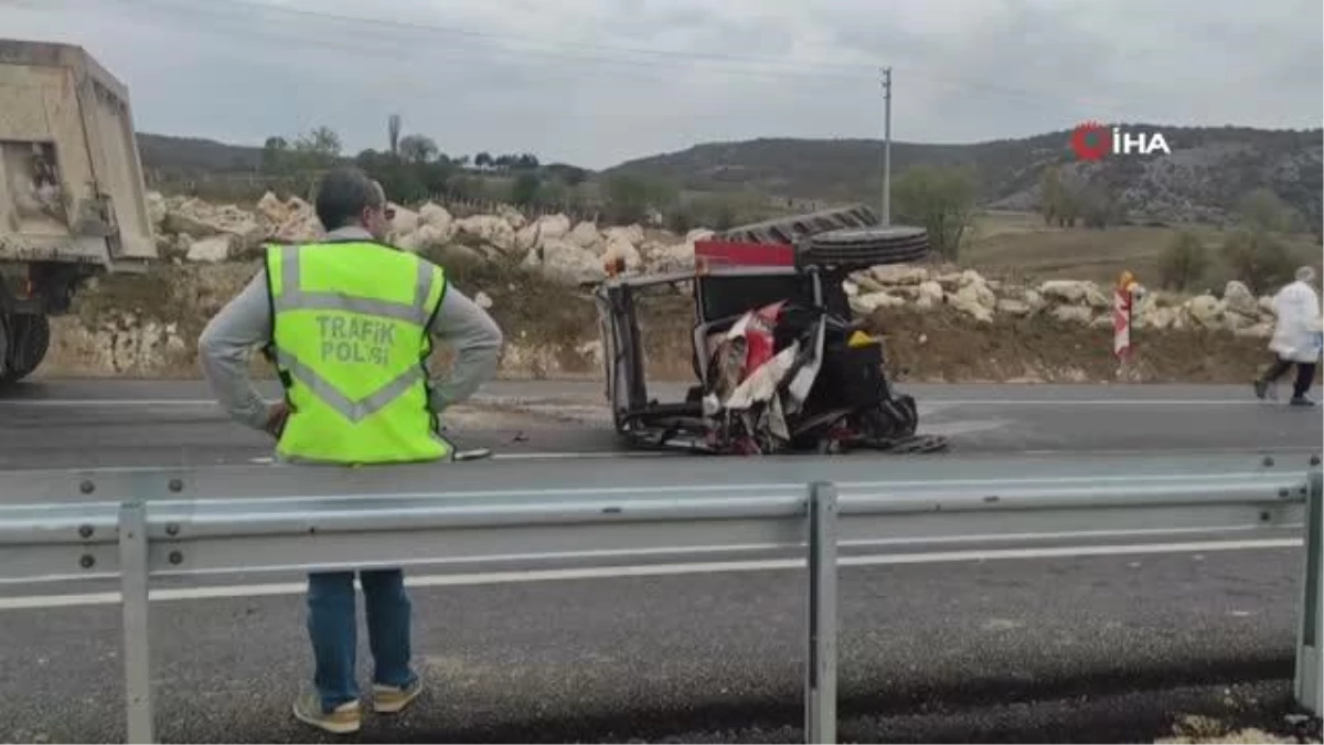Çorum'da Tırın Traktöre Çarpması Sonucu 2 Kişi Hayatını Kaybetti