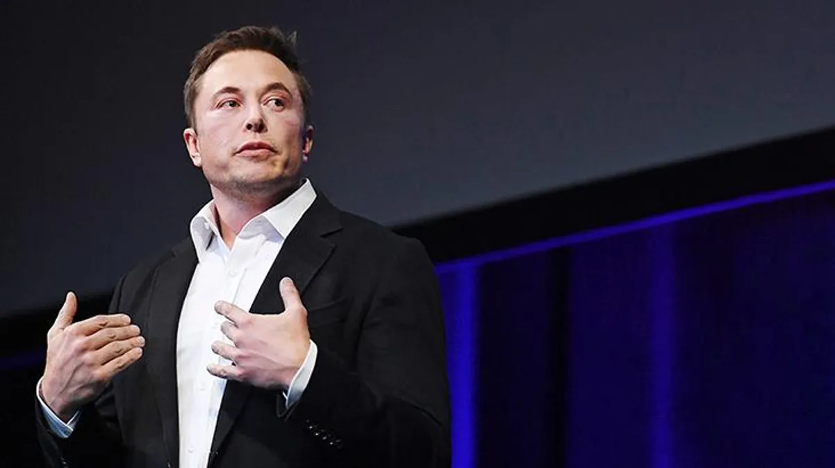 Elon Musk'ın babasından olay yaratacak sözler: Dehasını sütçüden almış olabilir
