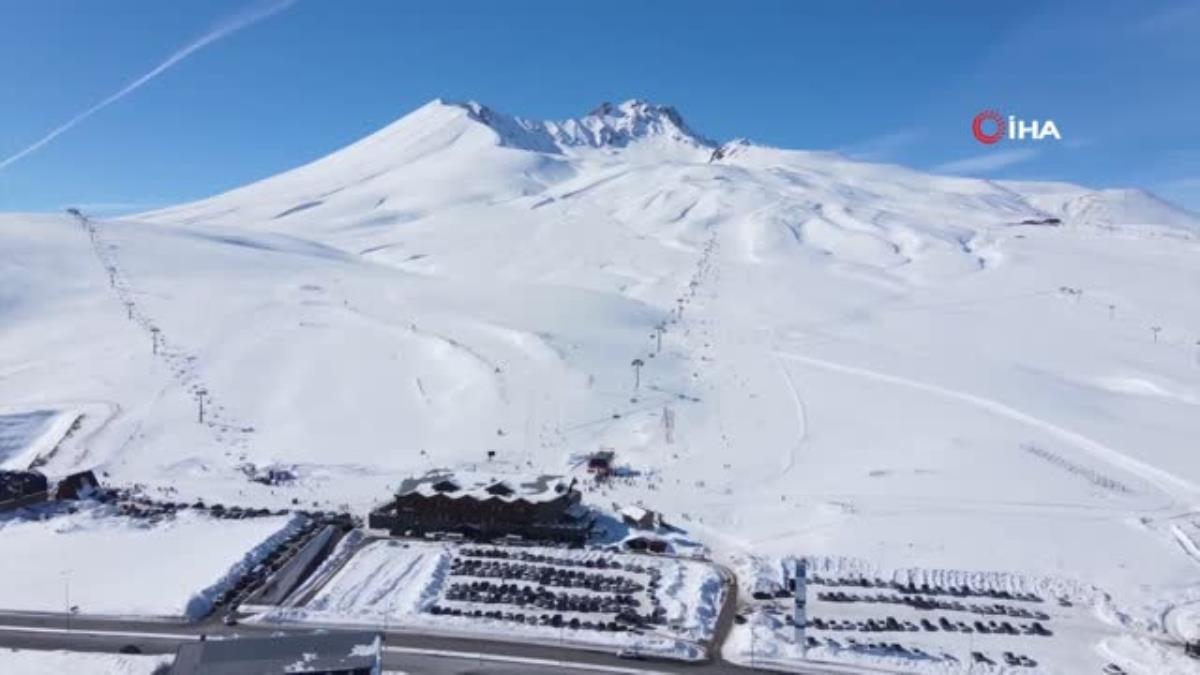 Erciyes'e ziyaretçi akını, hafta sonunda 85 bin kişi ziyaret etti