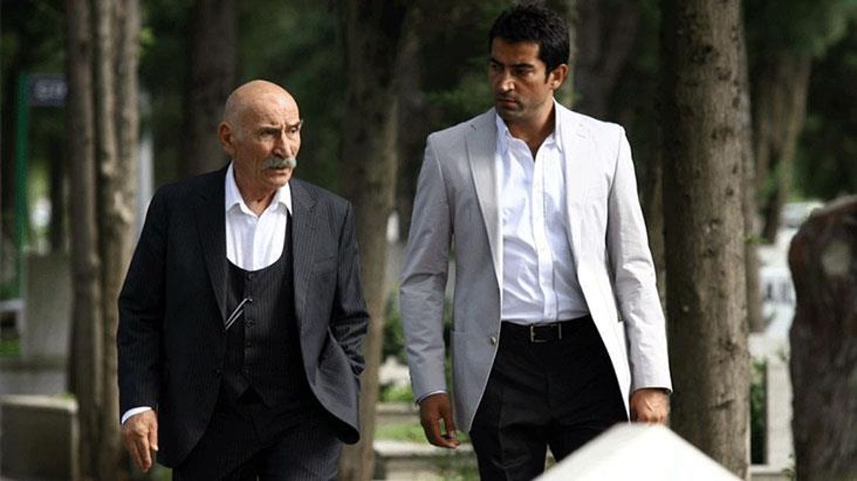 Ezel'in yıllar önceki kamera arkası görüntüleri çıktı! Kenan'ın sözleri bomba