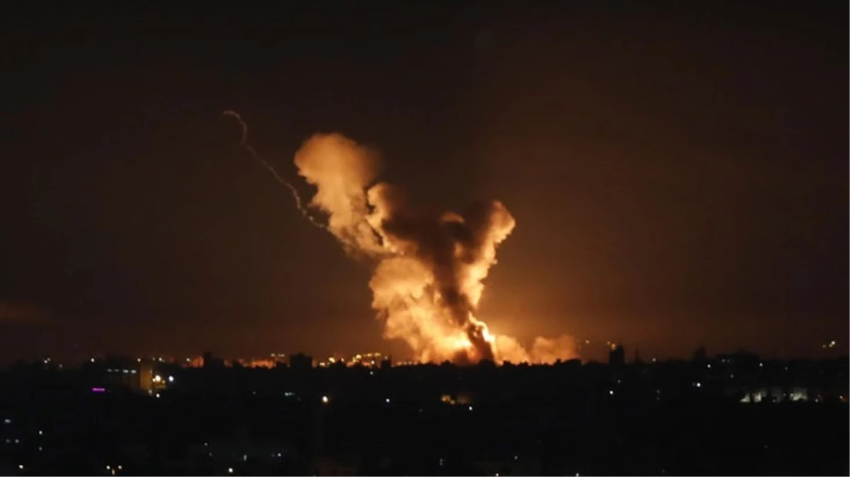 İsrail savaş uçakları Lübnan'a hava saldırısı düzenledi, Hizbullah'tan misilleme gecikmedi