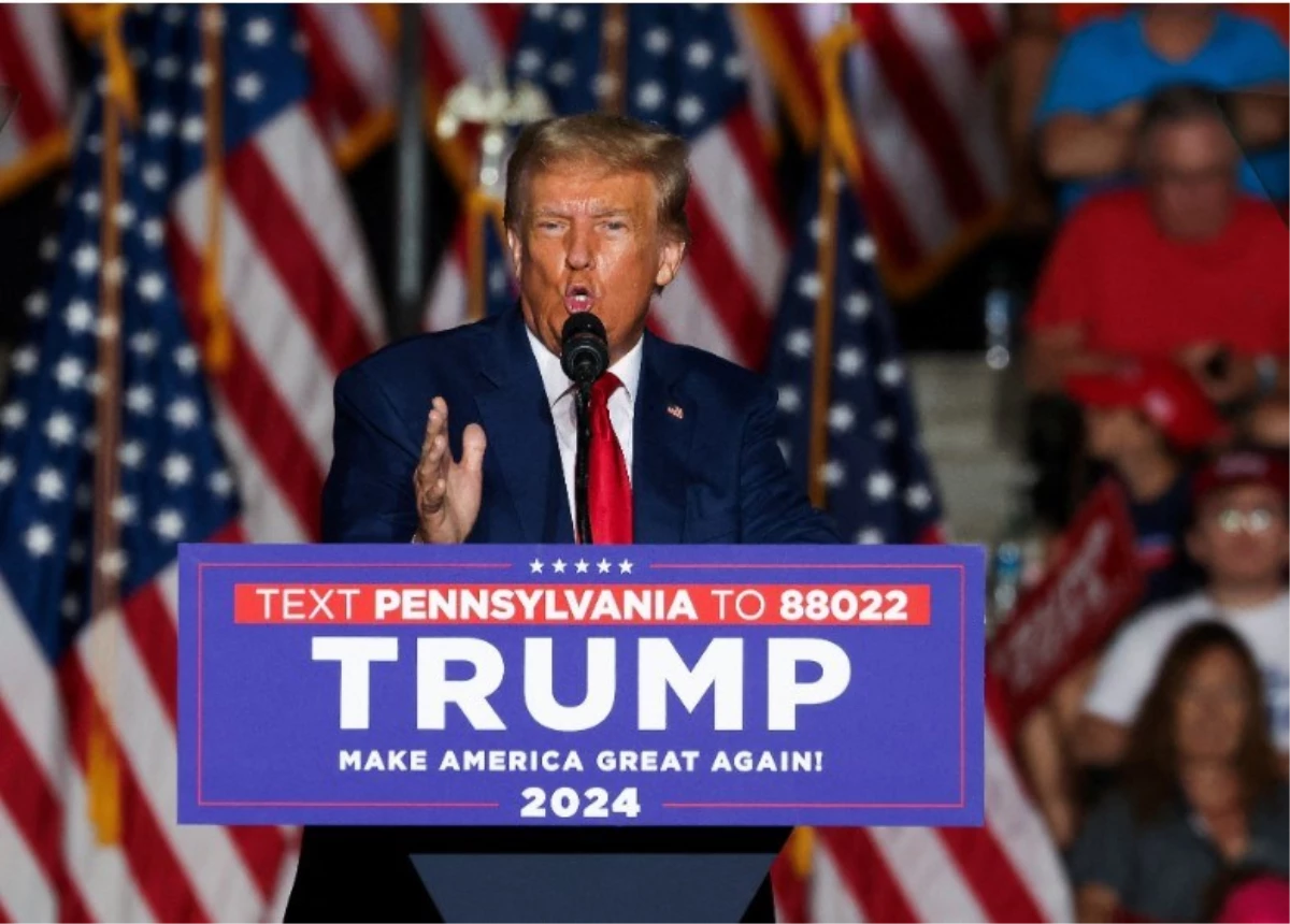 Seçim sonuçlarını tersine çevirmekle suçlanan Donald Trump bugün mahkemeye çıkacak